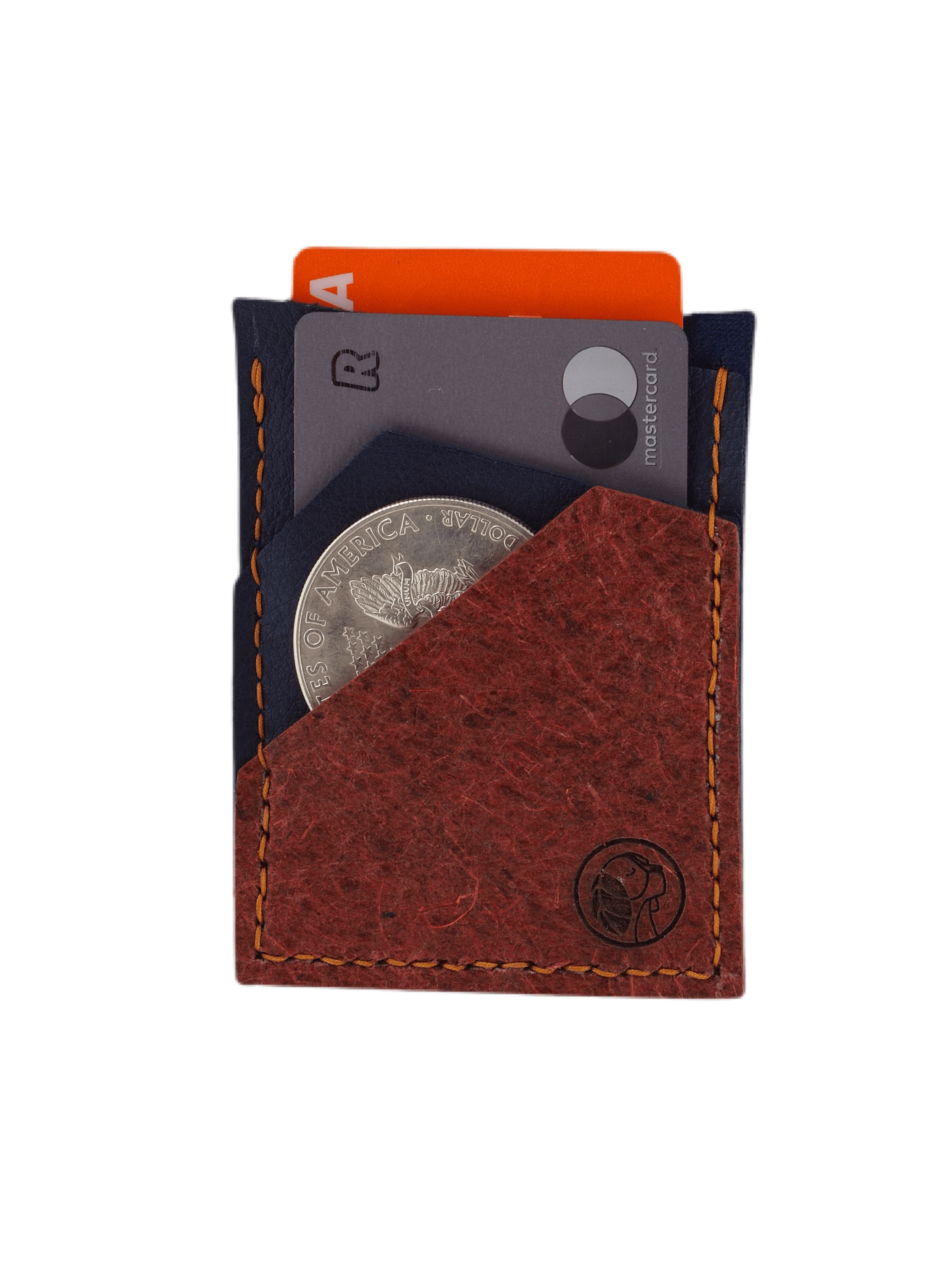 The image shows a slim cardholder made from cactus and mushroom vegan leather (plant-based materials). In the presentation, the cardholder includes cards and a silver coin. 